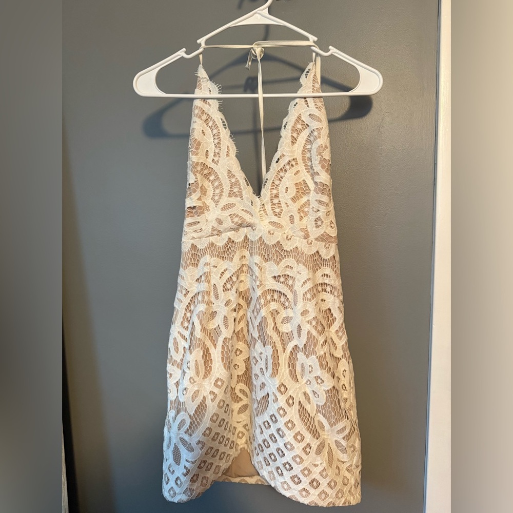 Tobi Lace Detail Dress in Cream
